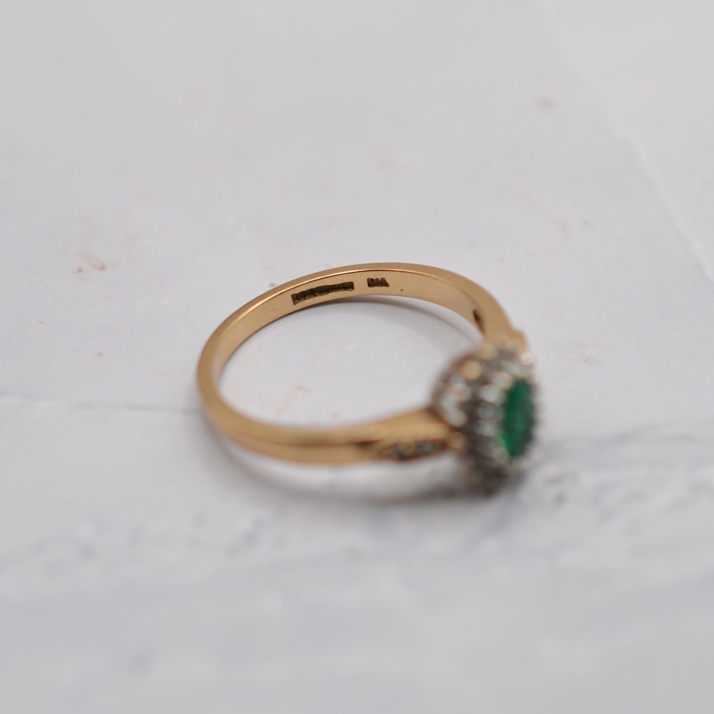 9ct Gold Emerald & Diamond Cluster Ring