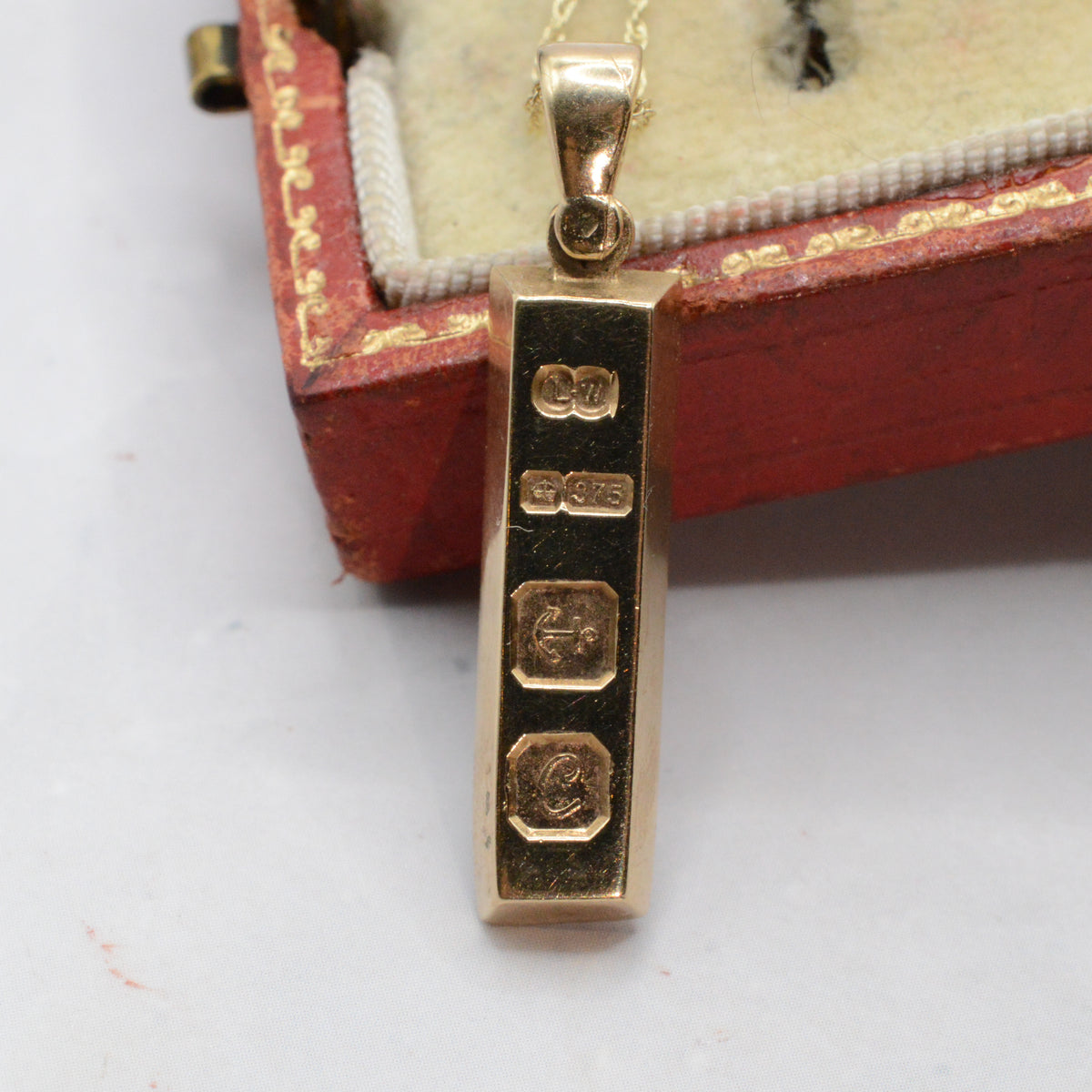 1970s Vintage 9ct Gold Ingot Pendant Necklace (16")
