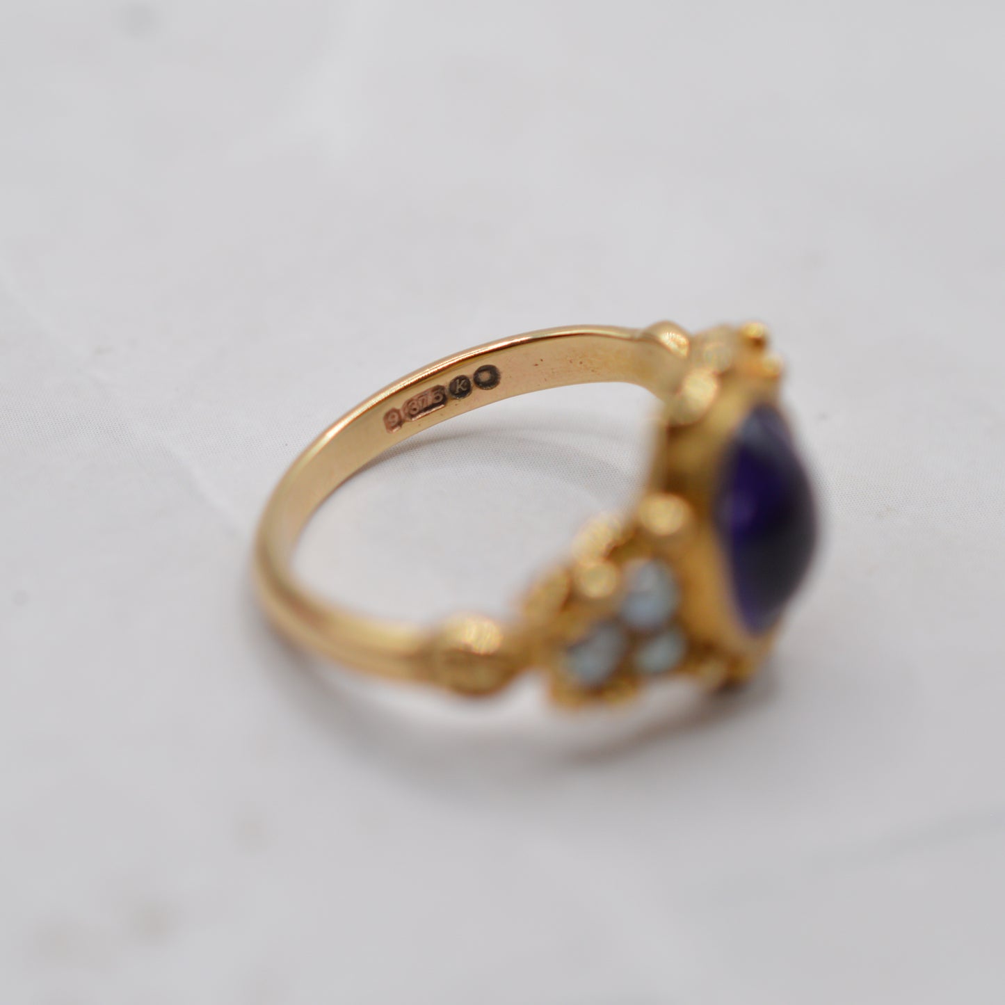1960s Chunky Vintage 9ct Gold Amethyst & Pearl Ring