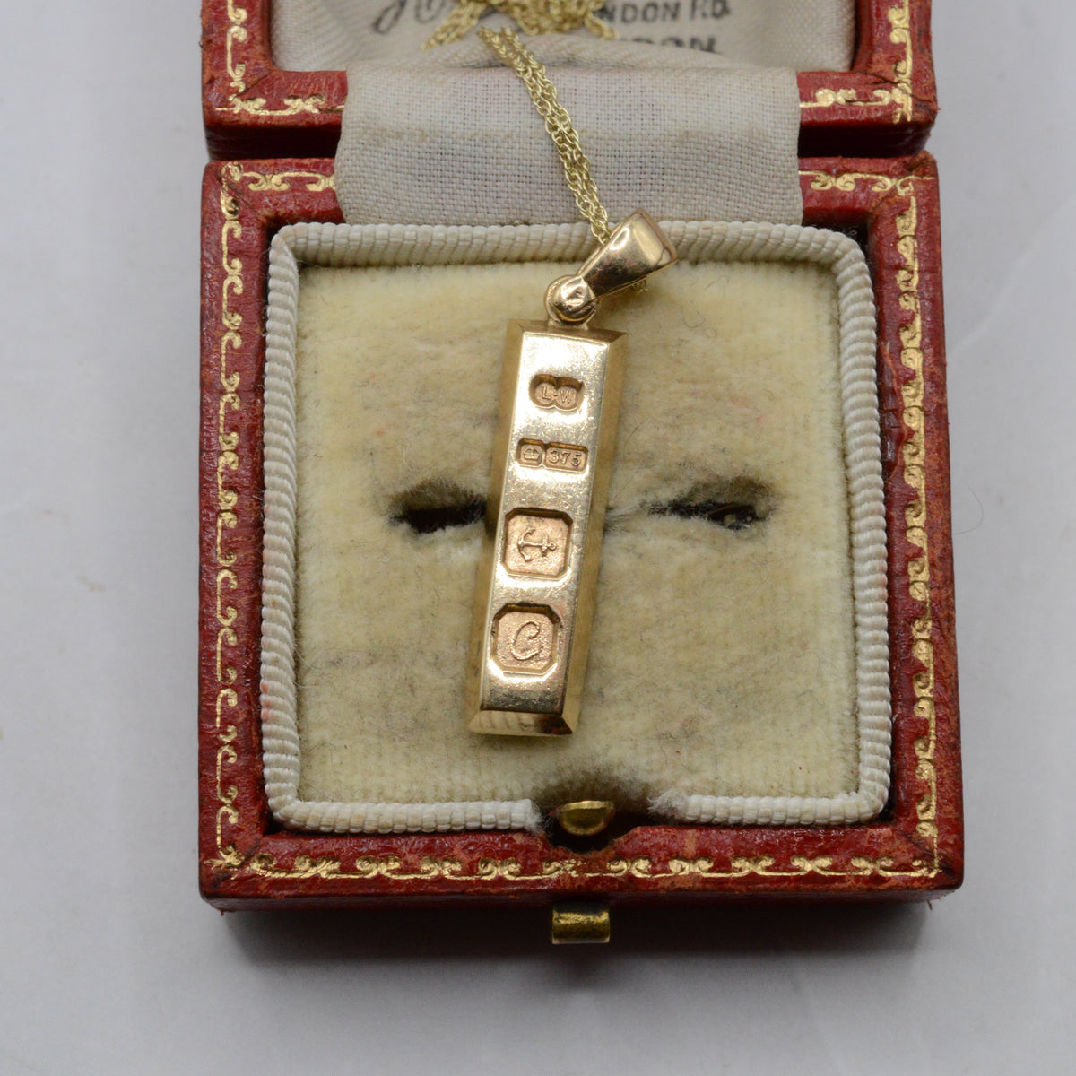 1970s Vintage 9ct Gold Ingot Pendant Necklace (16")