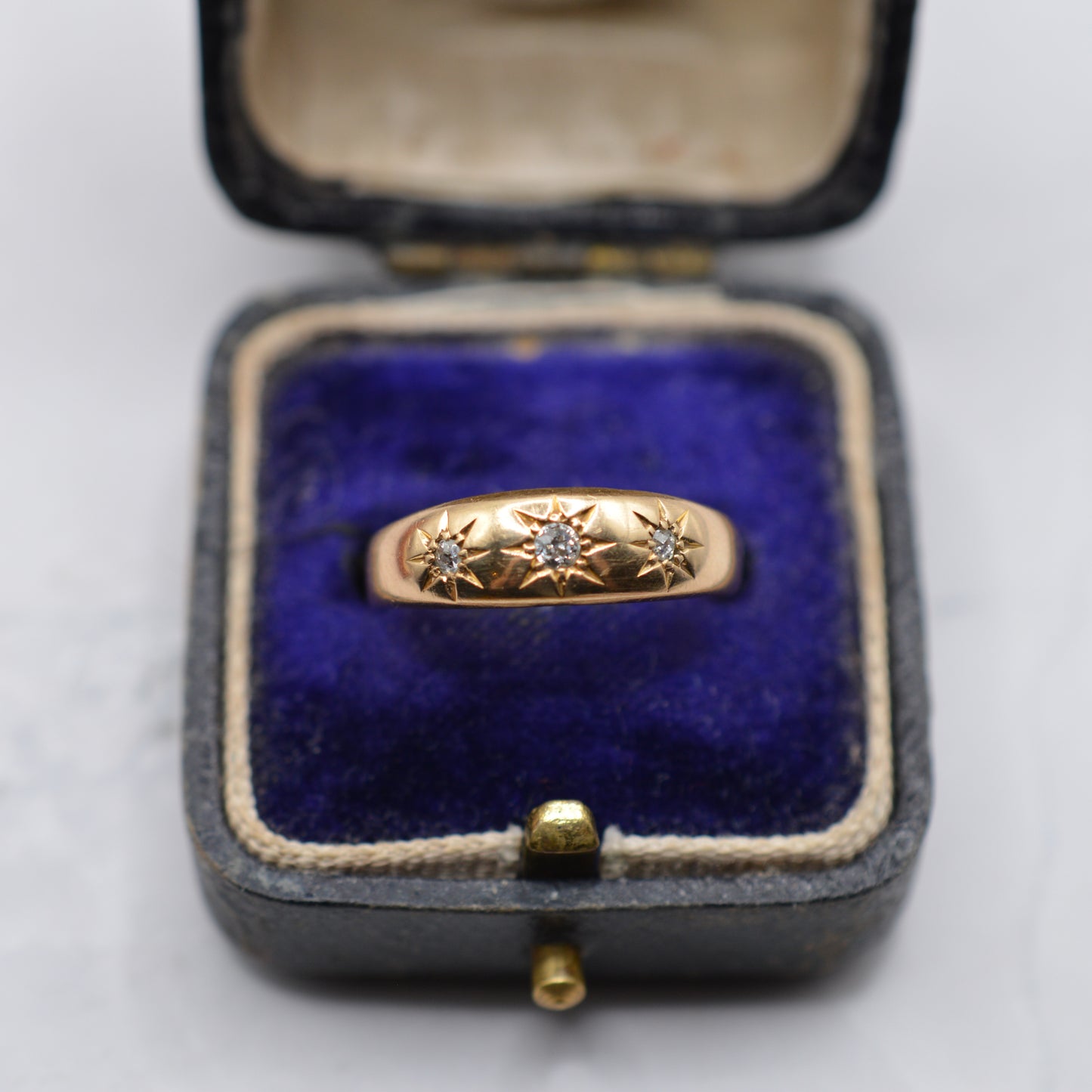 Antique 1902 18ct Gold Edwardian Diamond Gypsy Ring