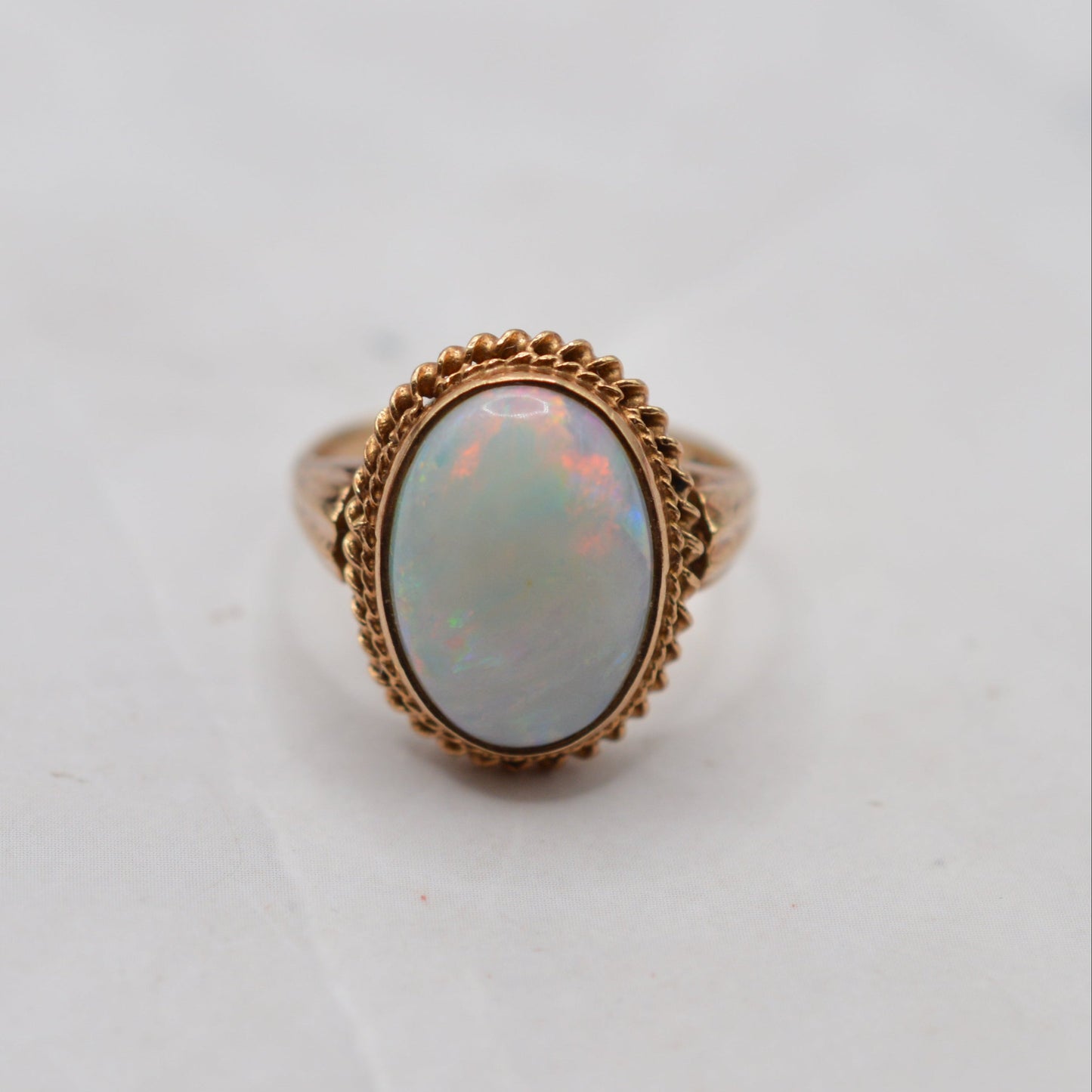 Chunky 1970s Vintage 9ct Gold Opal Solitaire Ring