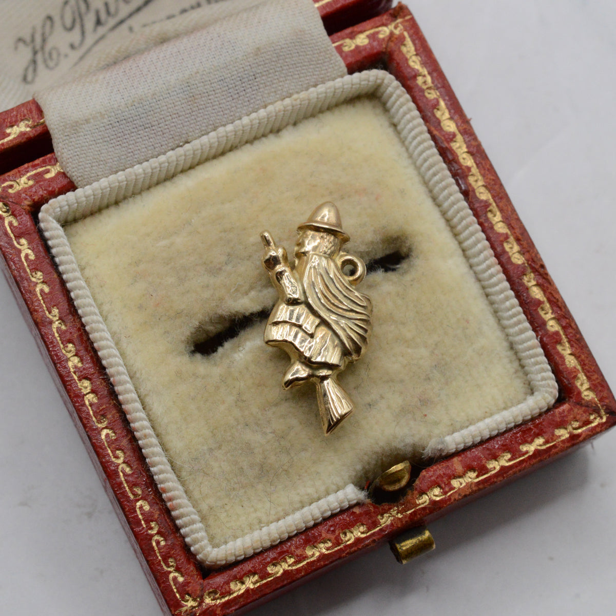 1970s Vintage 9ct Gold Witch & Broomstick Charm/Pendant