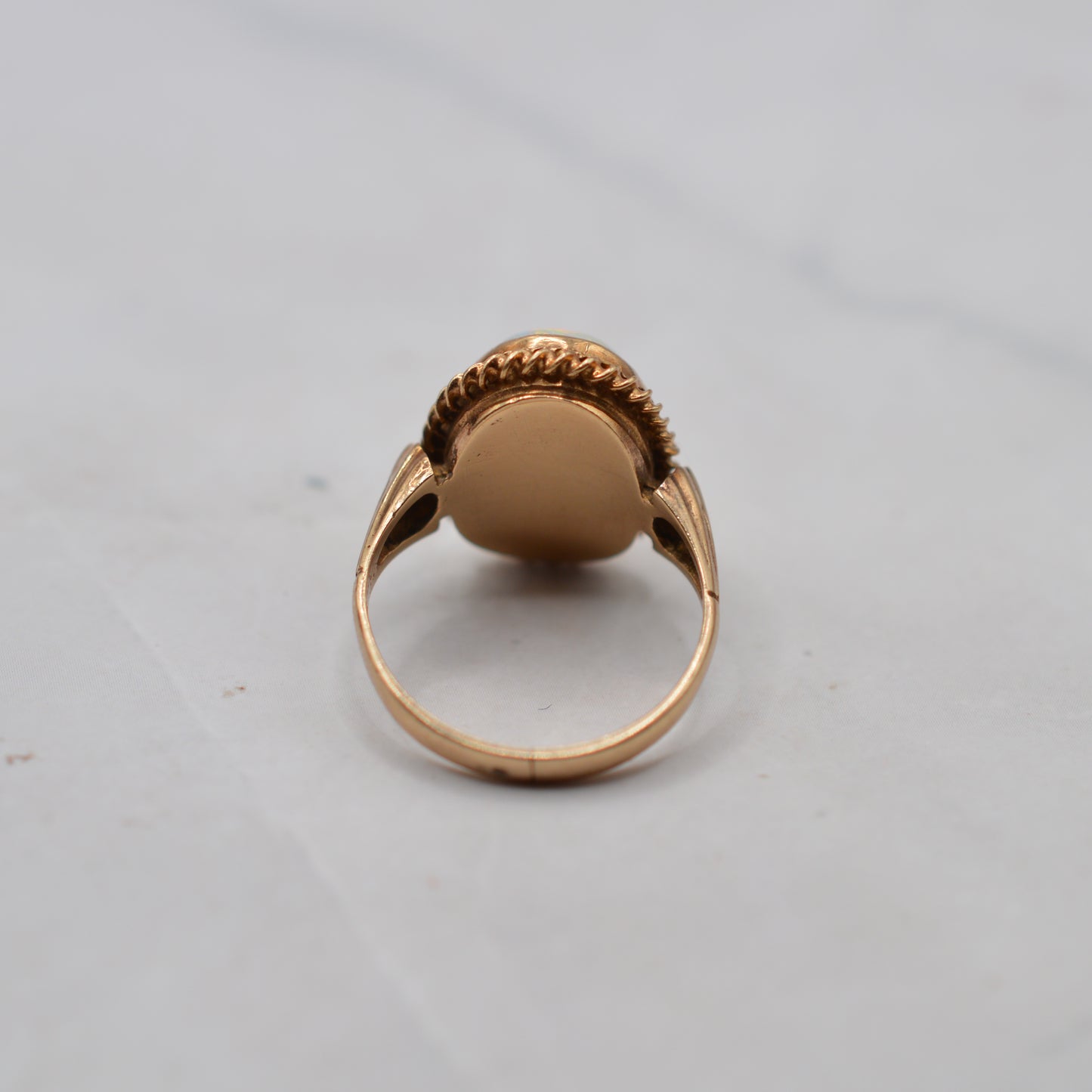 Chunky 1970s Vintage 9ct Gold Opal Solitaire Ring