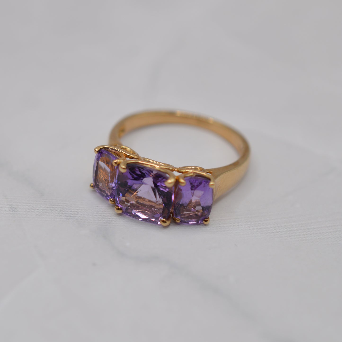 Chunky Y2K 9ct Gold Amethyst Trilogy Ring