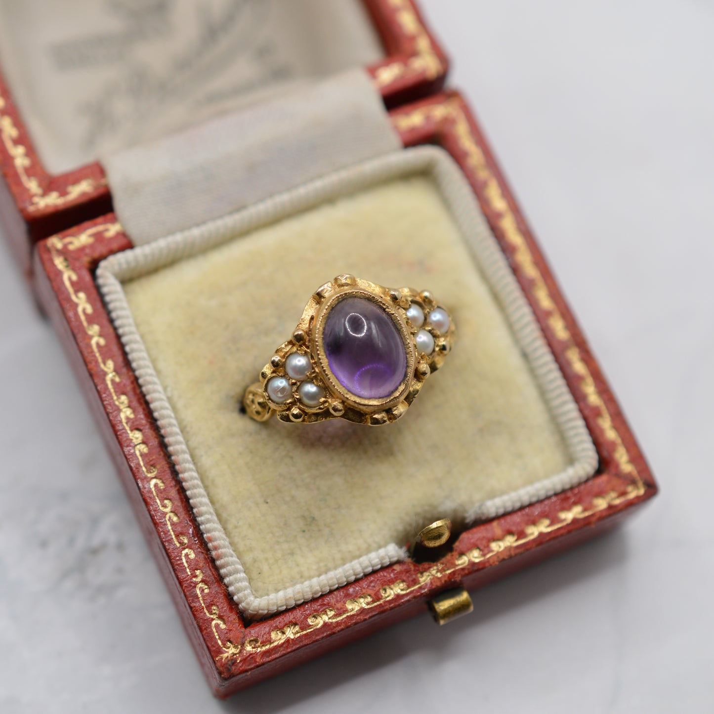 1960s Chunky Vintage 9ct Gold Amethyst & Pearl Ring