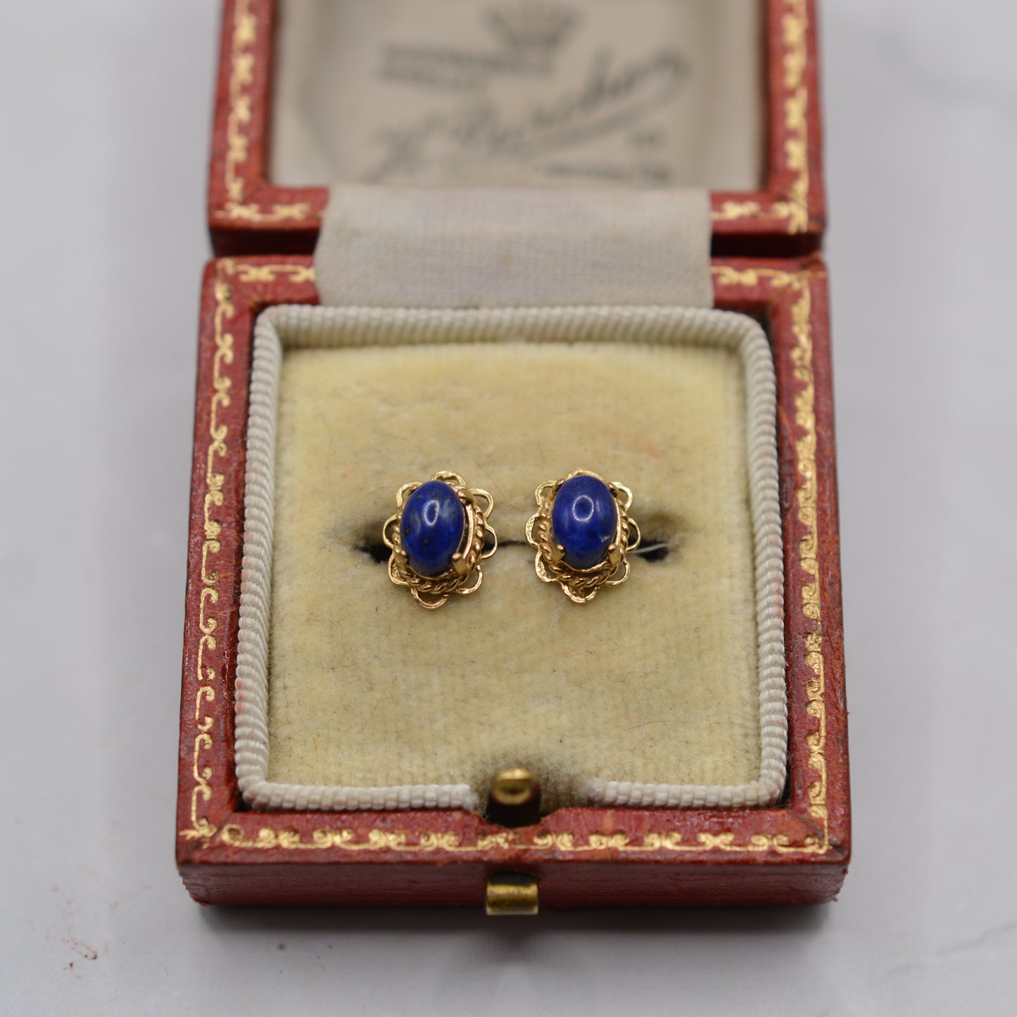 Vintage 9ct Gold Lapis Lazuli Earrings with Scallop Edge