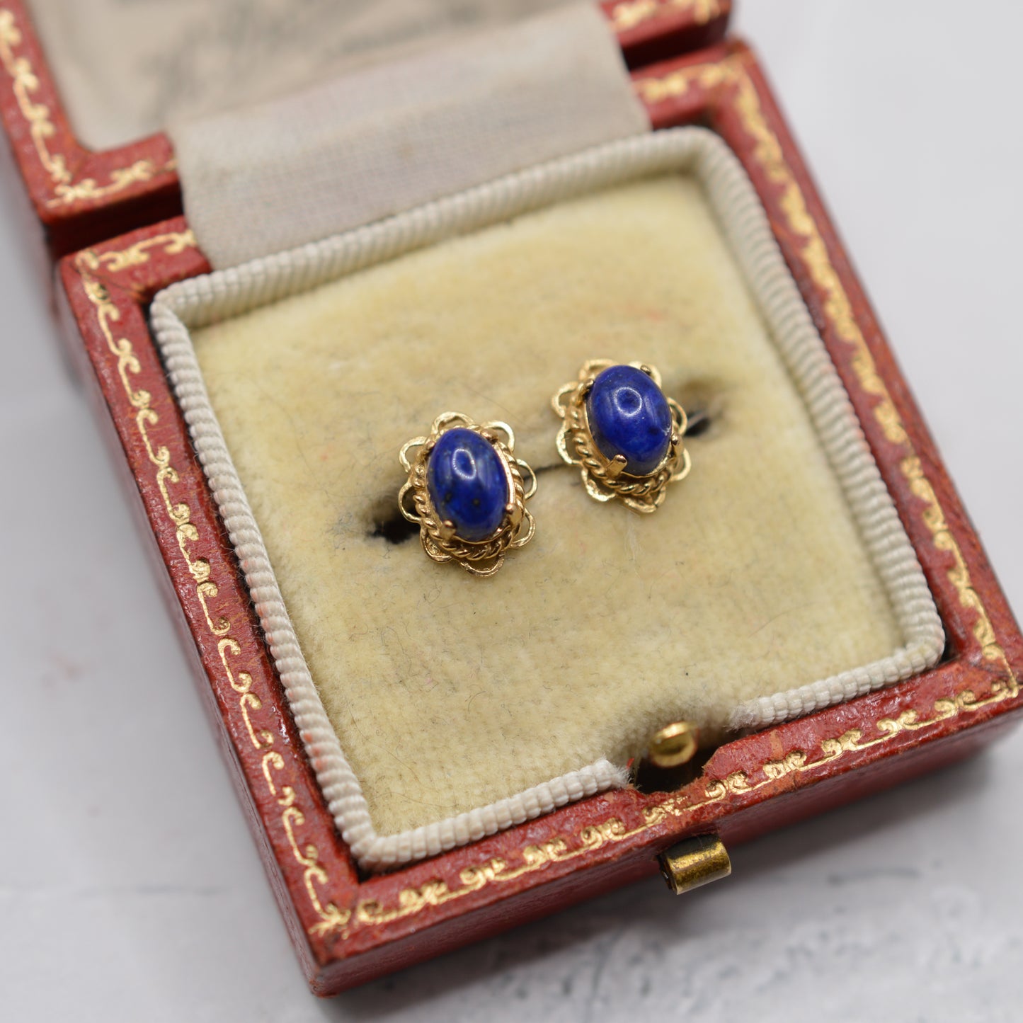 Vintage 9ct Gold Lapis Lazuli Earrings with Scallop Edge