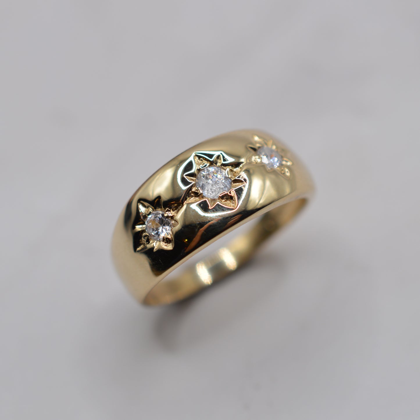 Chunky 9ct Gold Cubic Zirconia Gypsy Trilogy Ring
