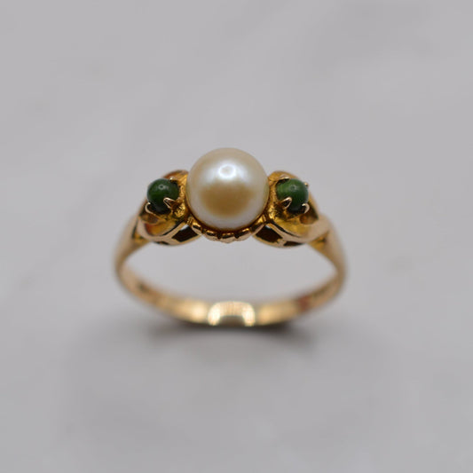 1960s Vintage 9ct Gold Pearl & Jade Trilogy Ring