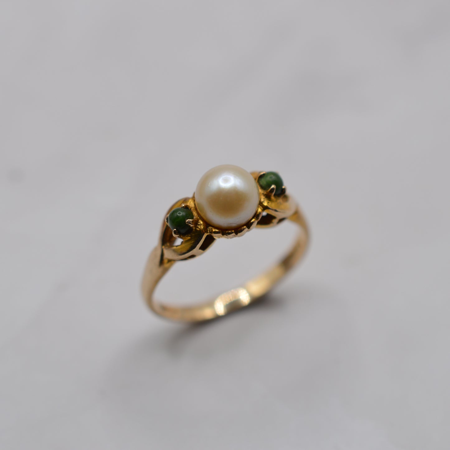 1960s Vintage 9ct Gold Pearl & Jade Trilogy Ring