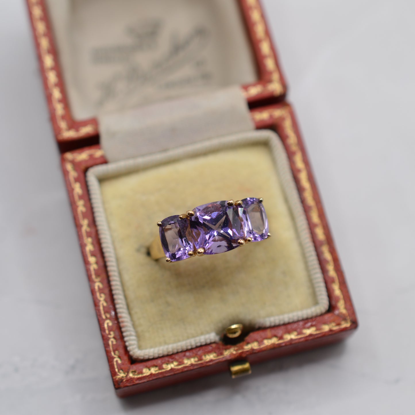 Chunky Y2K 9ct Gold Amethyst Trilogy Ring