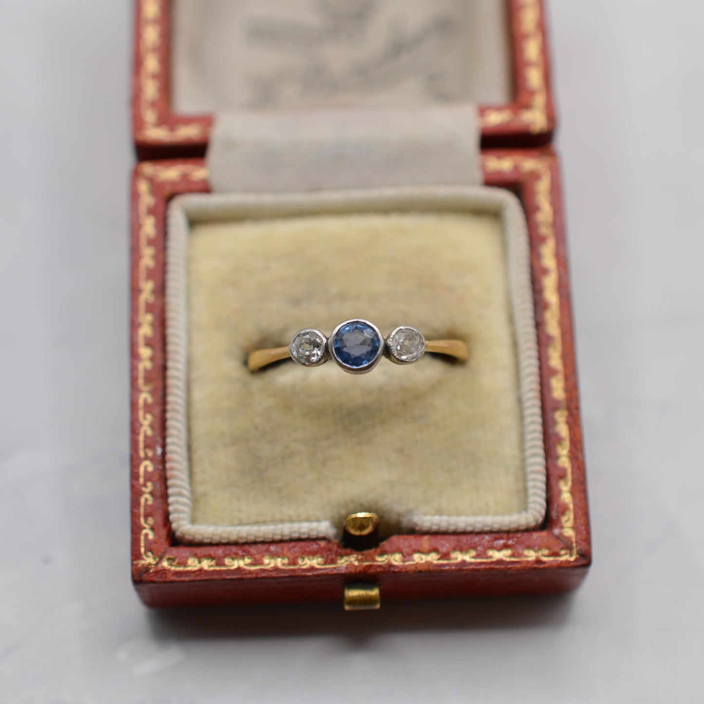 Antique 18ct Gold & Platinum Sapphire & Diamond Trilogy Ring