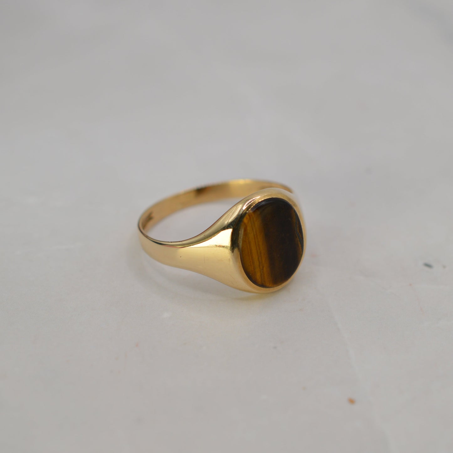 Chunky 1980s 9ct Gold Tiger’s Eye Signet Ring