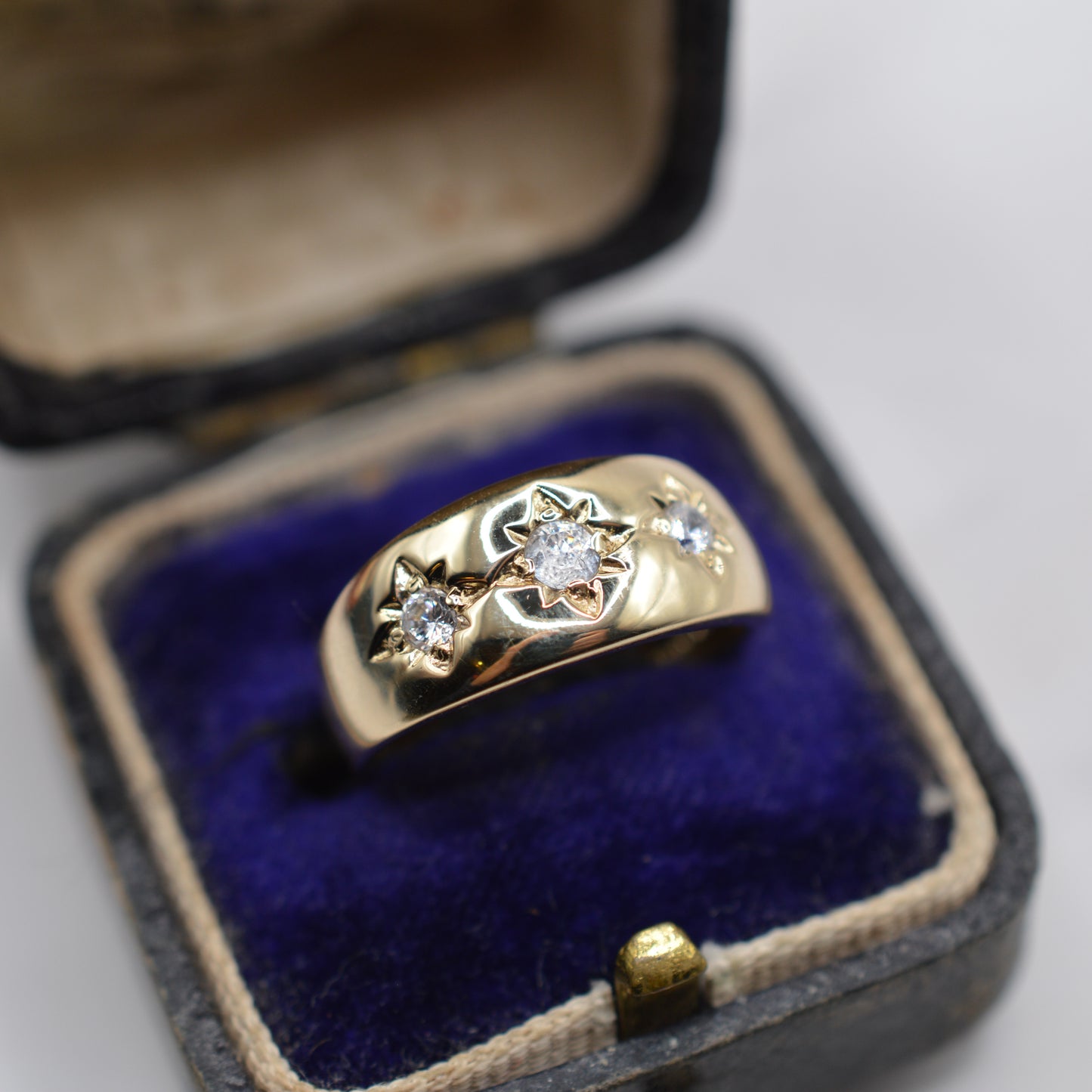 Chunky 9ct Gold Cubic Zirconia Gypsy Trilogy Ring