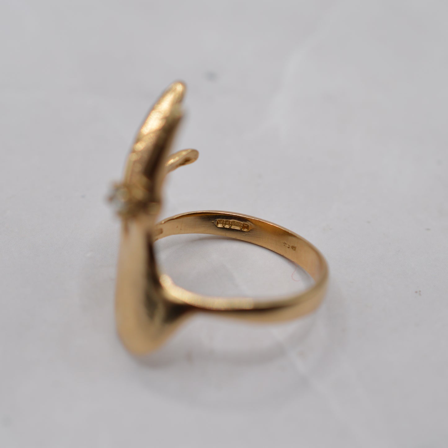 Chunky Y2K 9ct Gold Hand Statement Ring