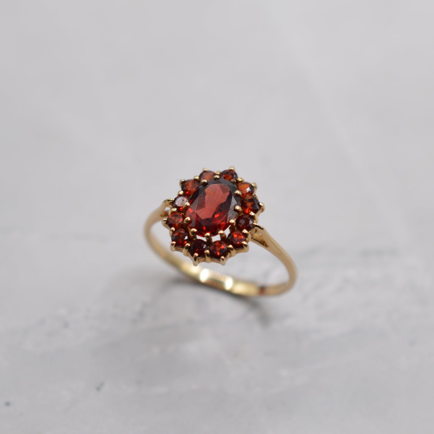 9ct Gold Garnet Cluster Ring
