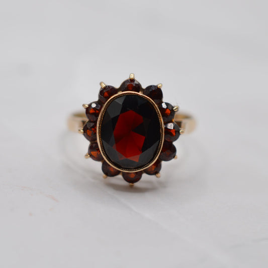 1970s Vintage 9ct Gold Large Garnet Cluster Ring