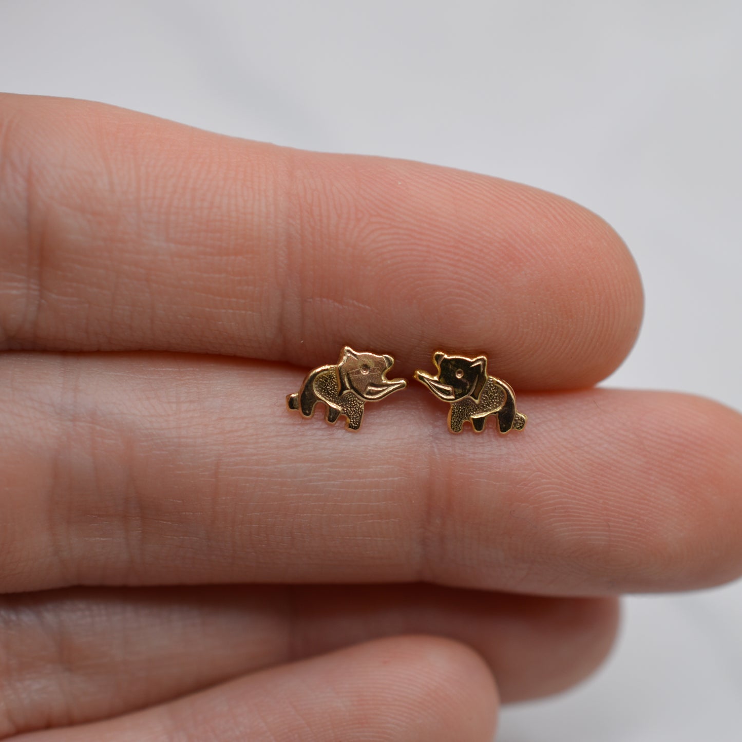 Vintage 9ct Gold Elephant Stud Earrings