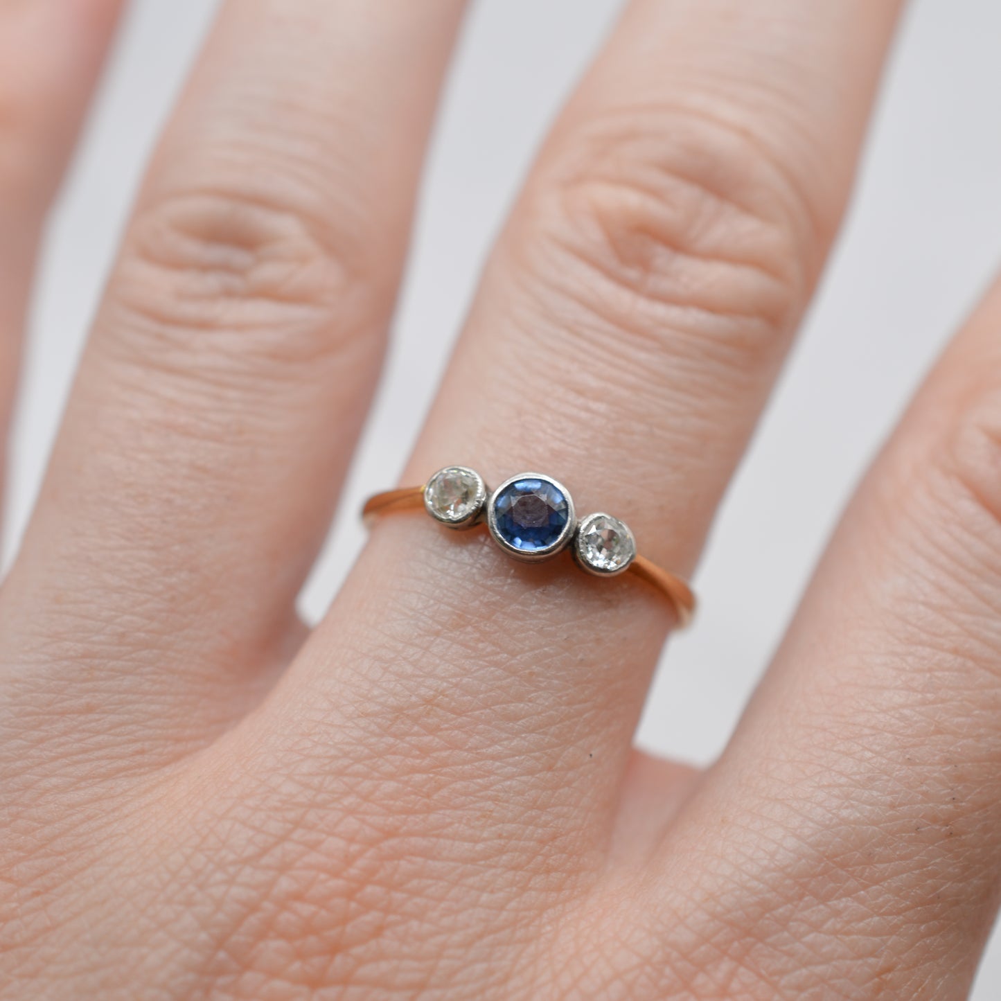 Antique 18ct Gold & Platinum Sapphire & Diamond Trilogy Ring