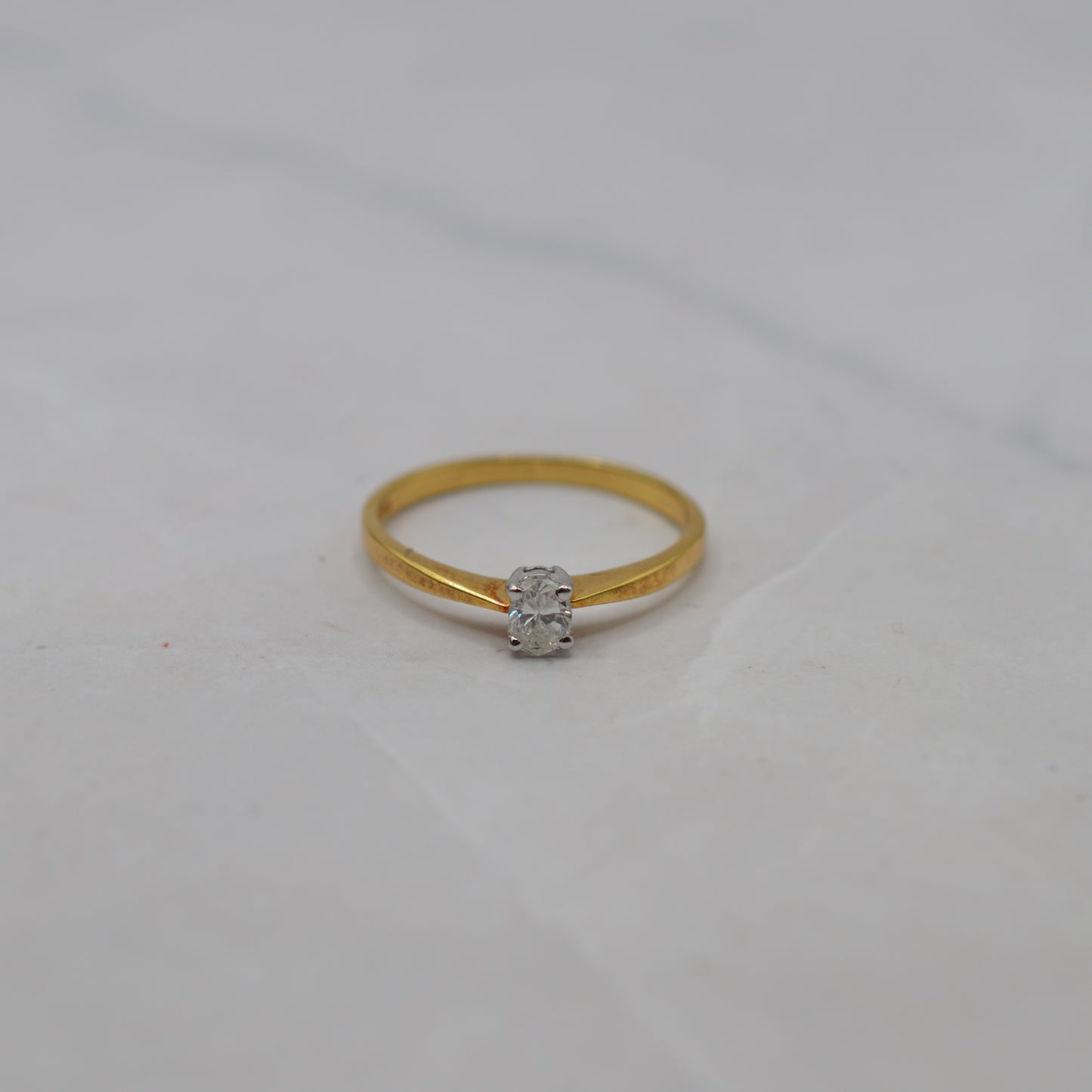 18ct Gold Diamond Solitaire Ring