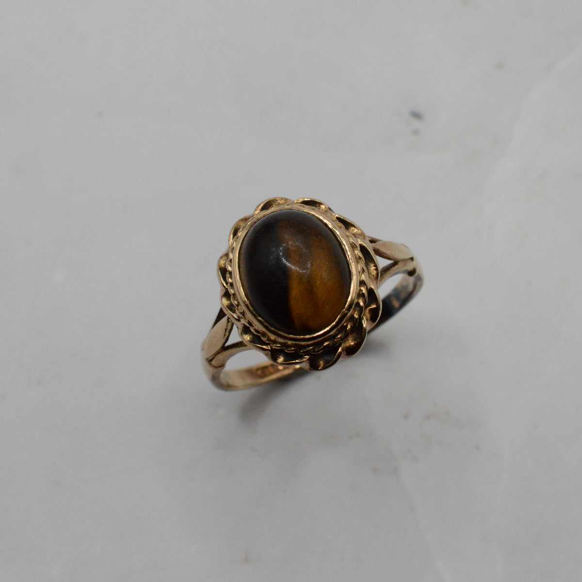 1970s Vintage 9ct Gold Tiger's Eye Ring
