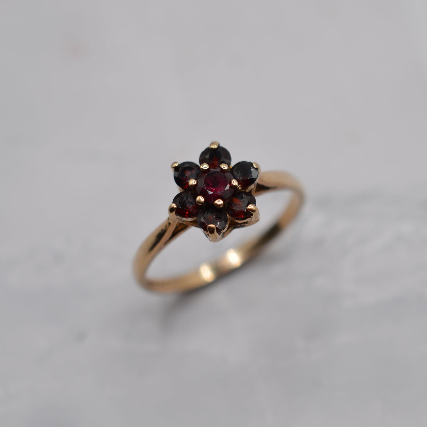 1970s Vintage 9ct Gold Garnet Floral Cluster Ring