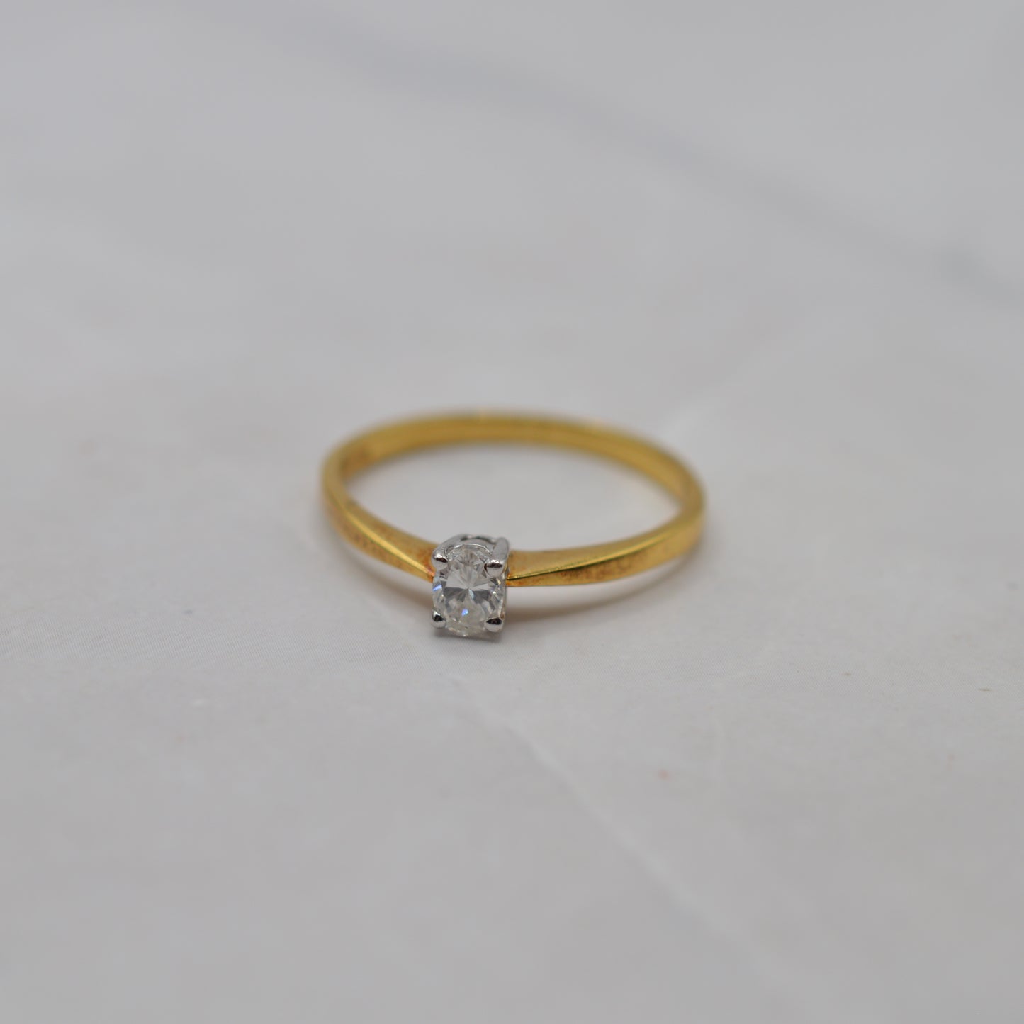18ct Gold Diamond Solitaire Ring