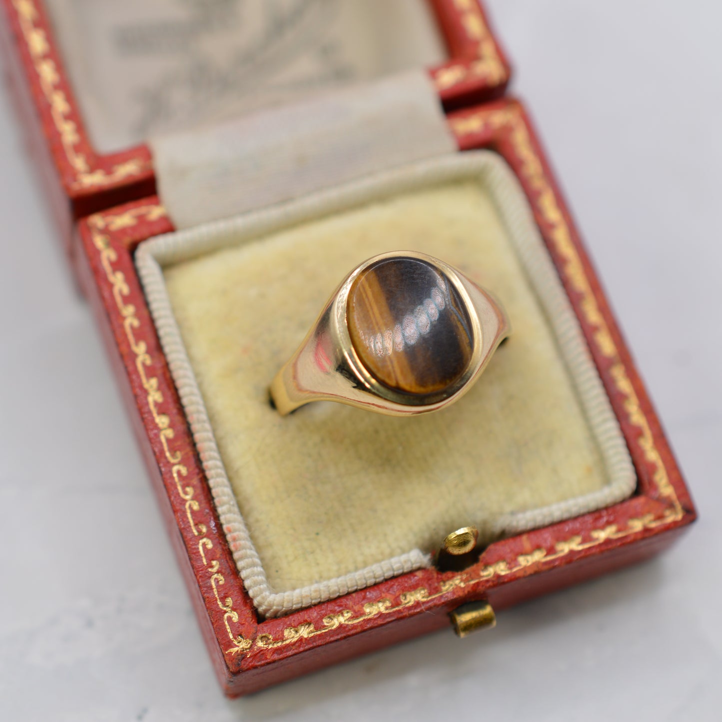Chunky 1980s 9ct Gold Tiger’s Eye Signet Ring
