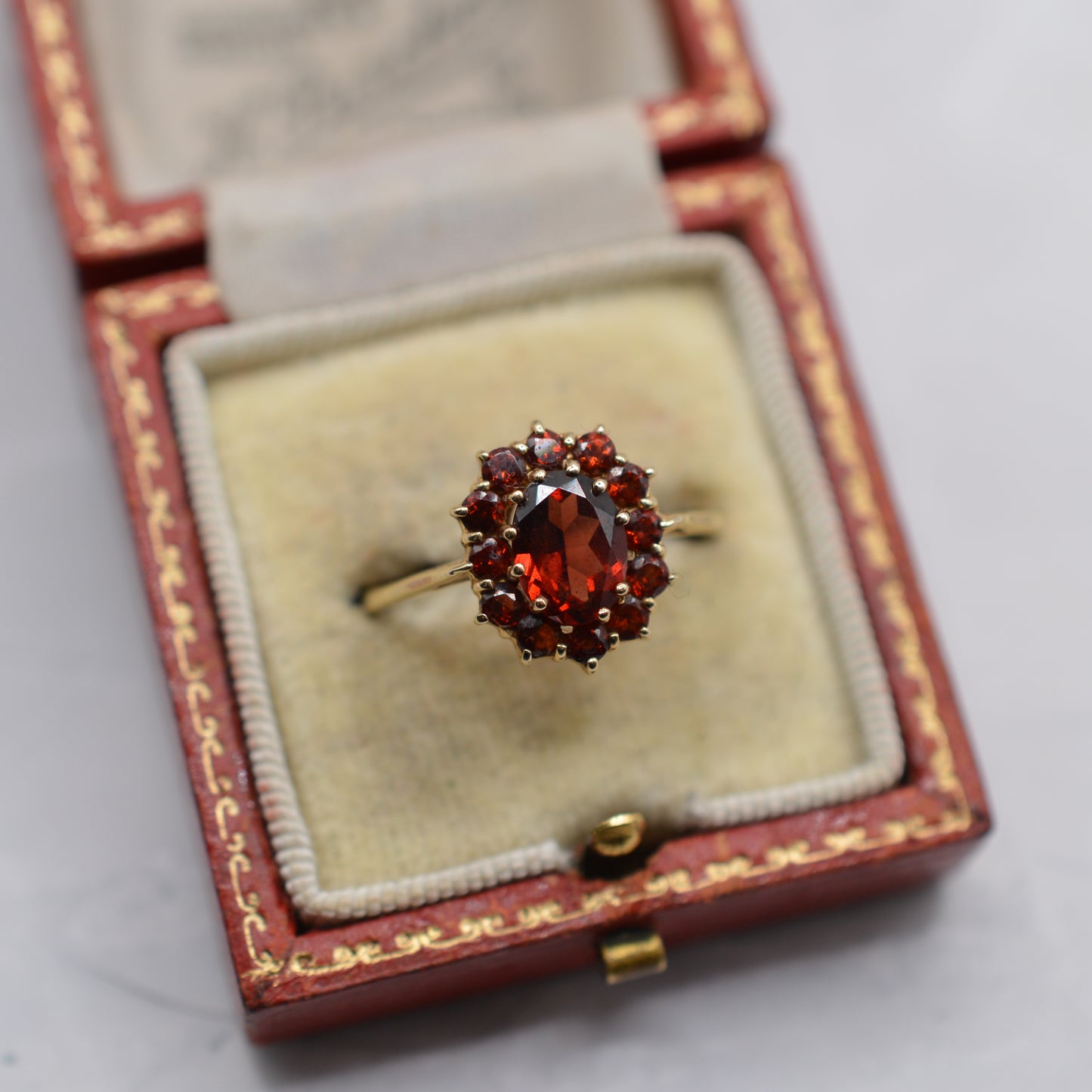 9ct Gold Garnet Cluster Ring
