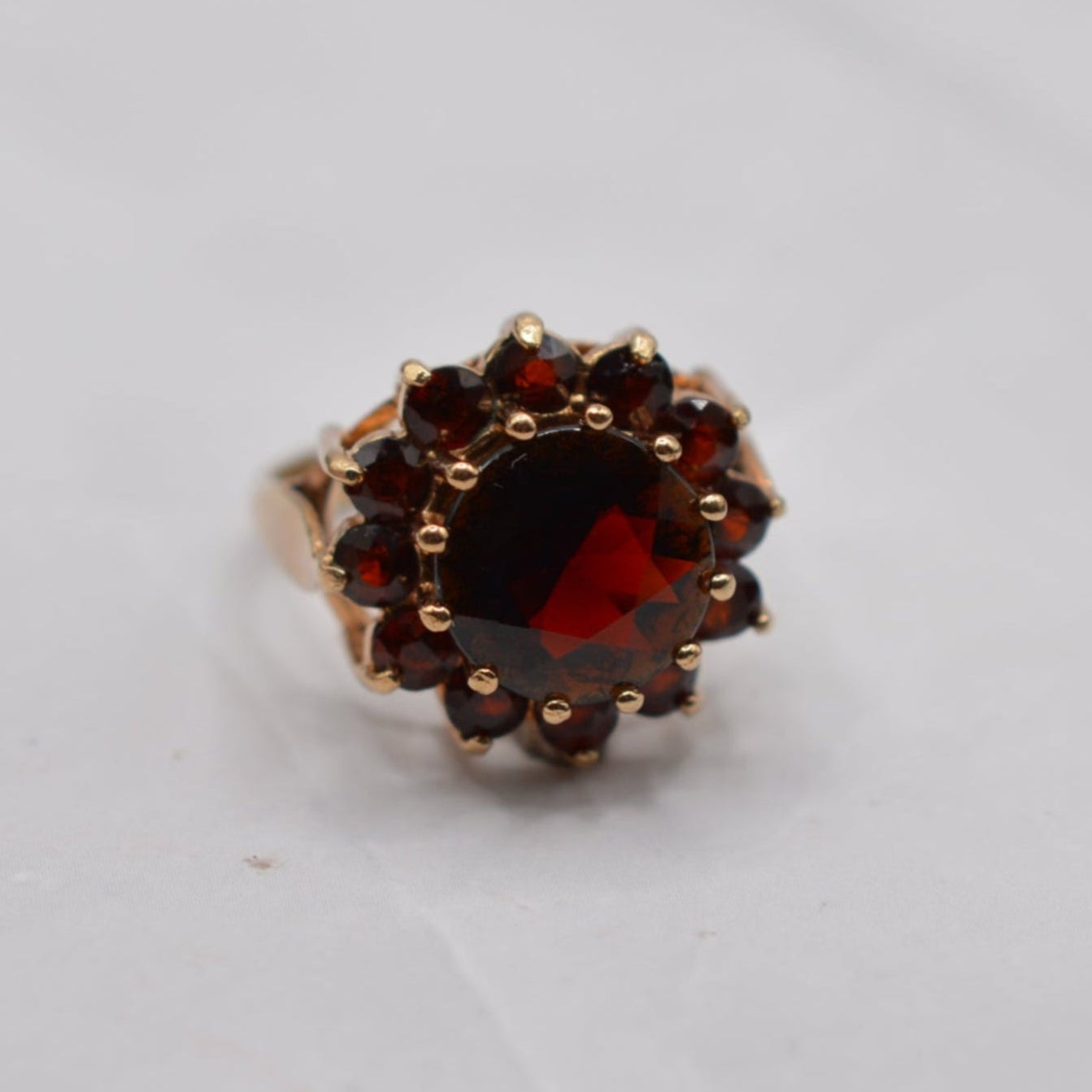Large Chunky 1970s Vintage 9ct Gold Garnet Cluster Ring