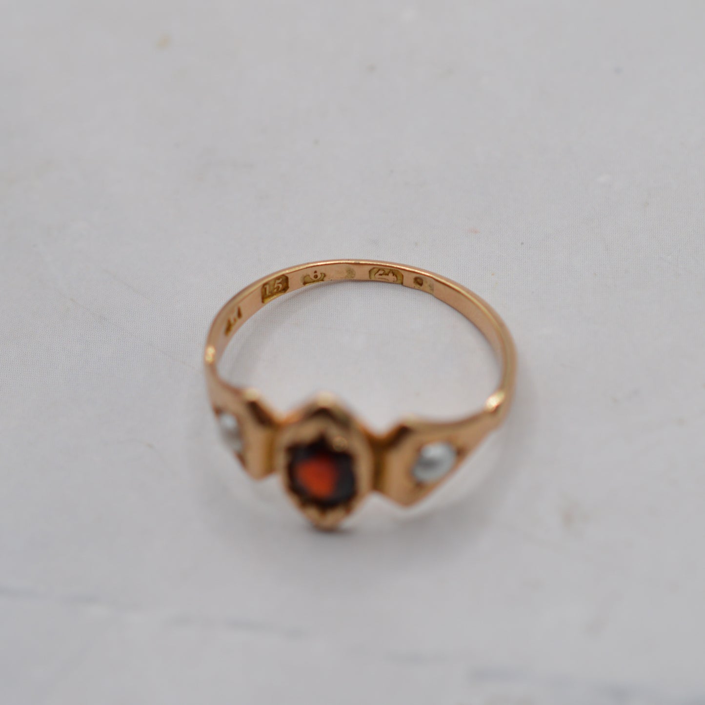 Antique 15ct Gold Garnet & Pearl Ring
