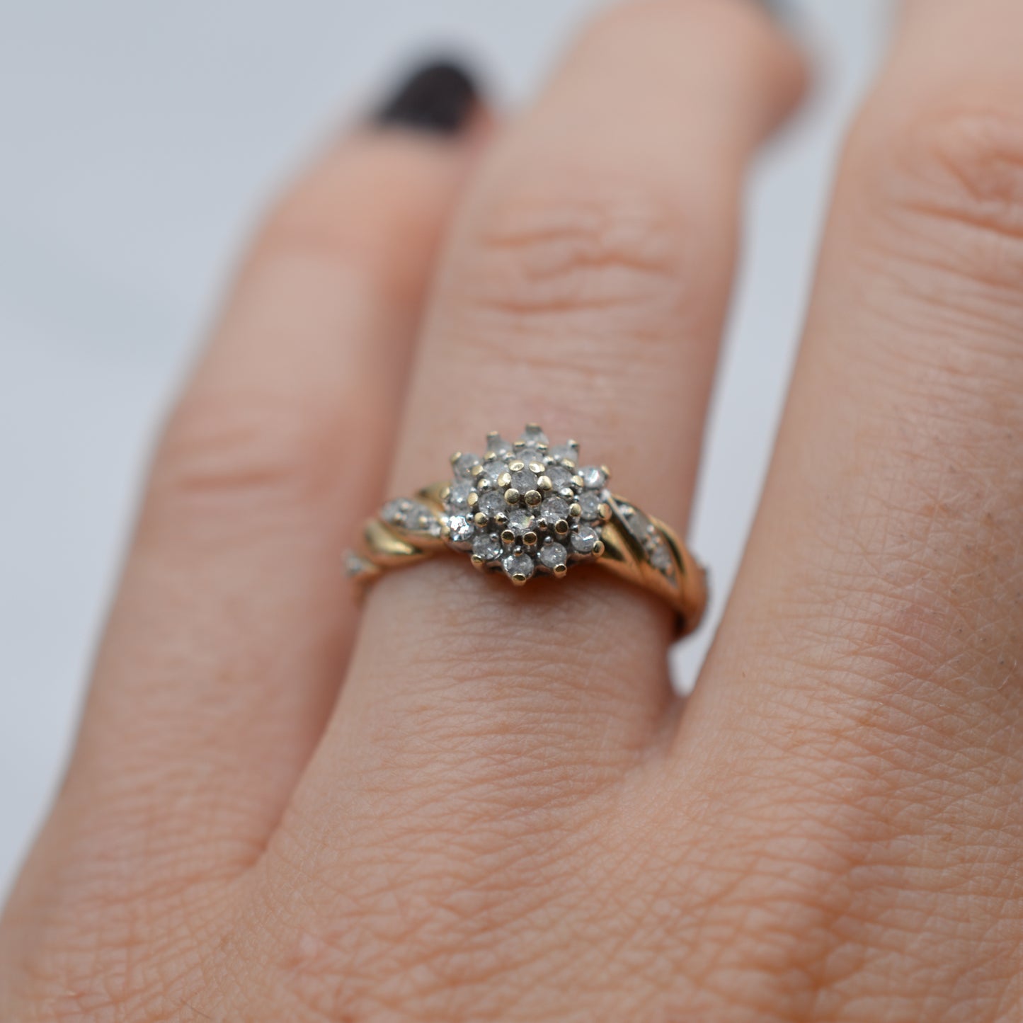 9ct Gold 0.25ct Diamond Cluster Ring with Diamond-Set Shoulders