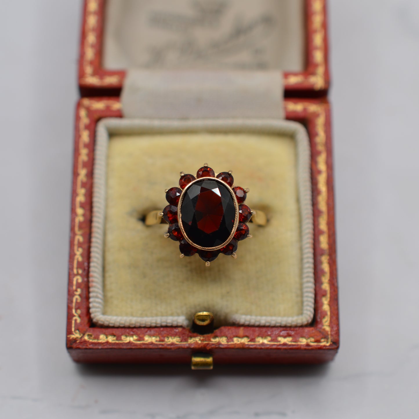 1970s Vintage 9ct Gold Large Garnet Cluster Ring
