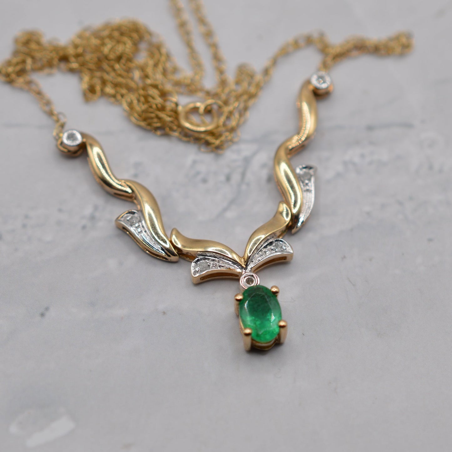 9ct Gold Emerald & Diamond Chevron Necklace (18”)