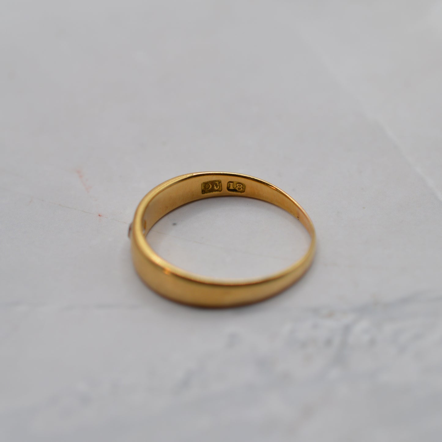 Antique 18ct Gold Diamond Solitaire Gypsy Ring