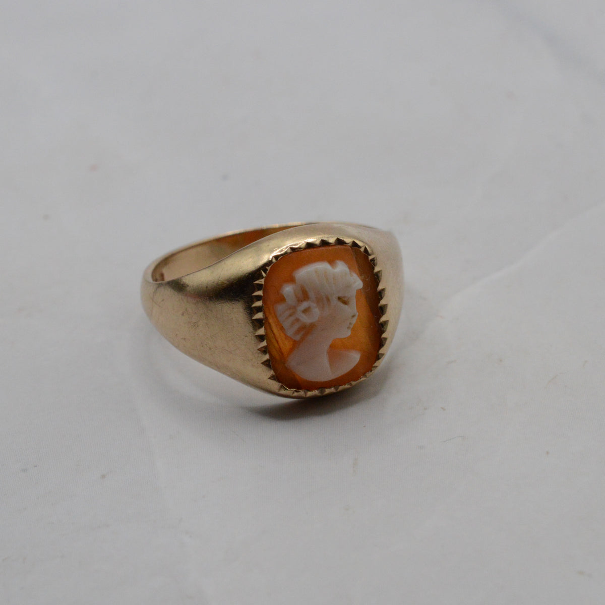 1970s Vintage 9ct Gold Cameo Ring