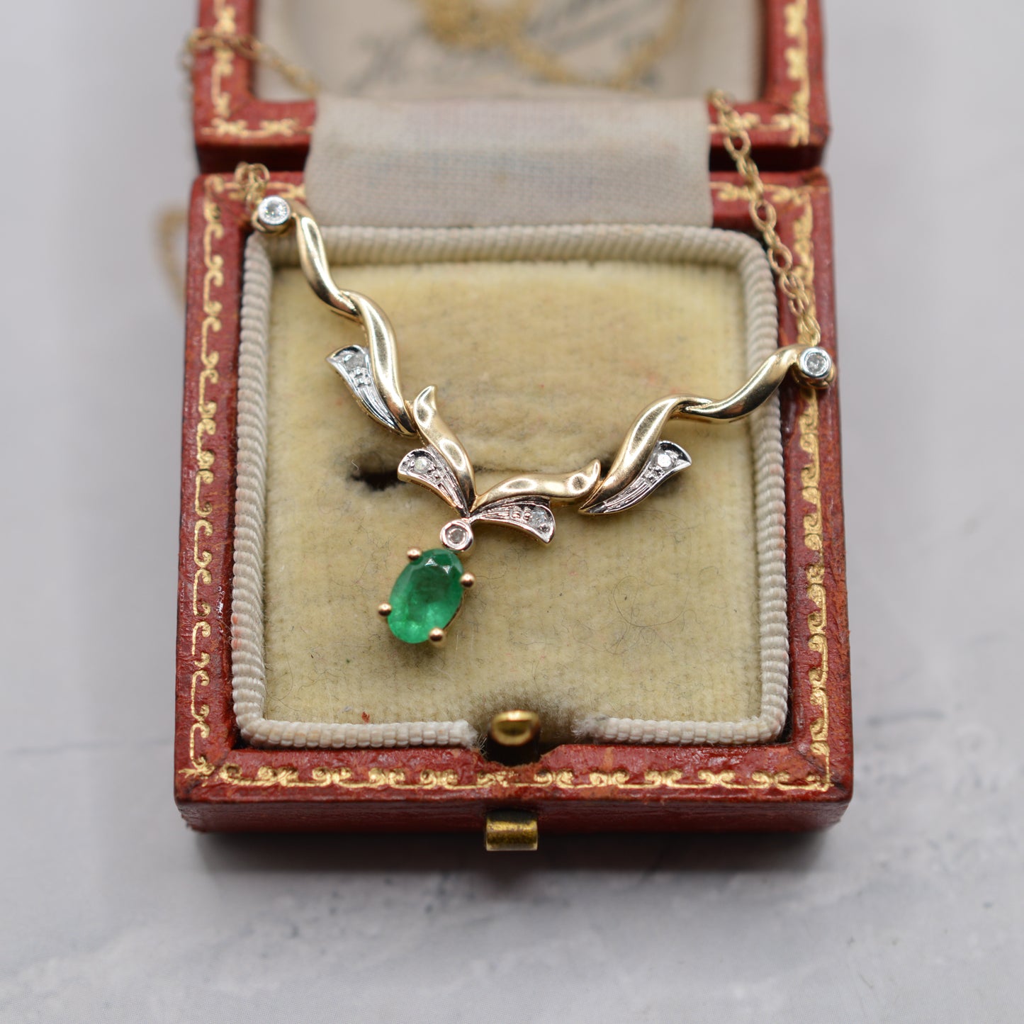 9ct Gold Emerald & Diamond Chevron Necklace (18”)