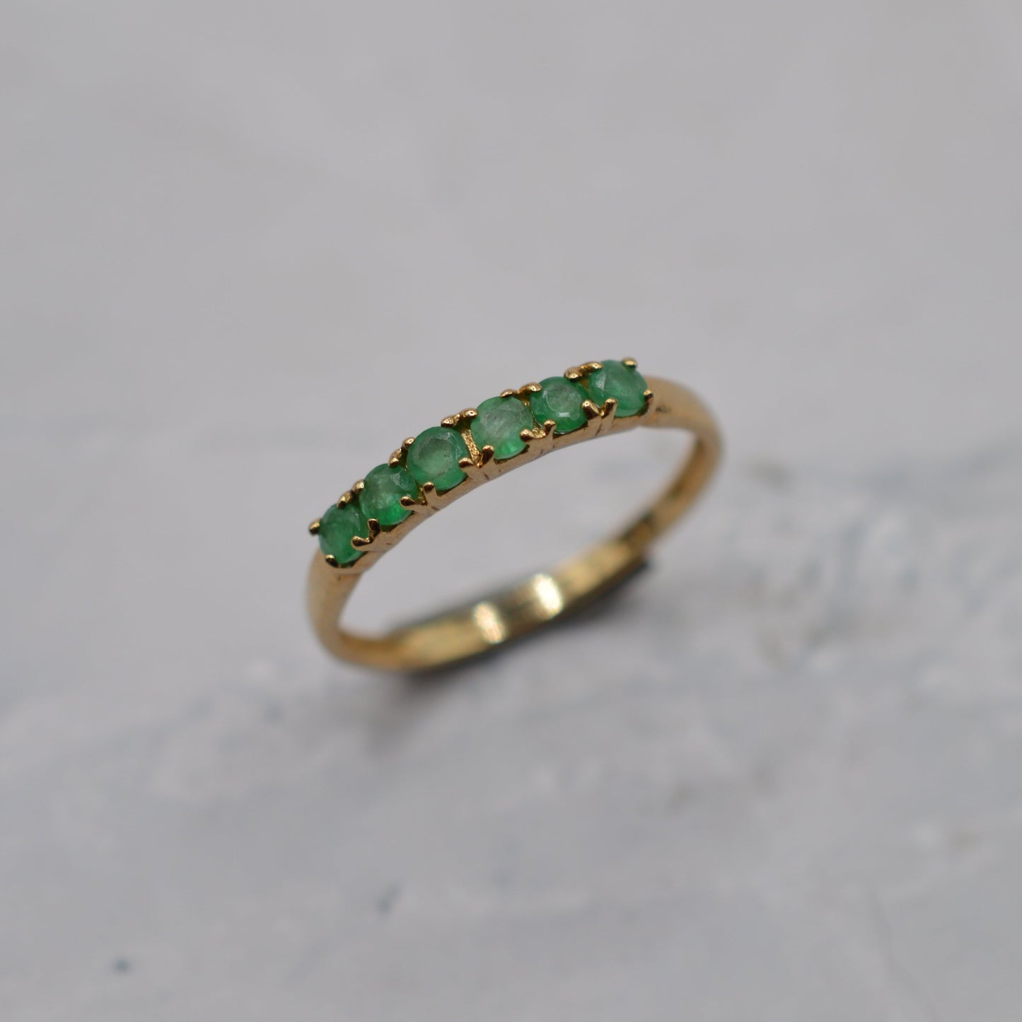 Y2K 9ct Gold Emerald Half-Eternity Ring