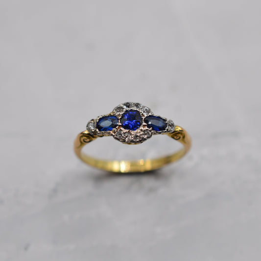 Antique 18ct Gold & Platinum Sapphire & Diamond Cluster Ring
