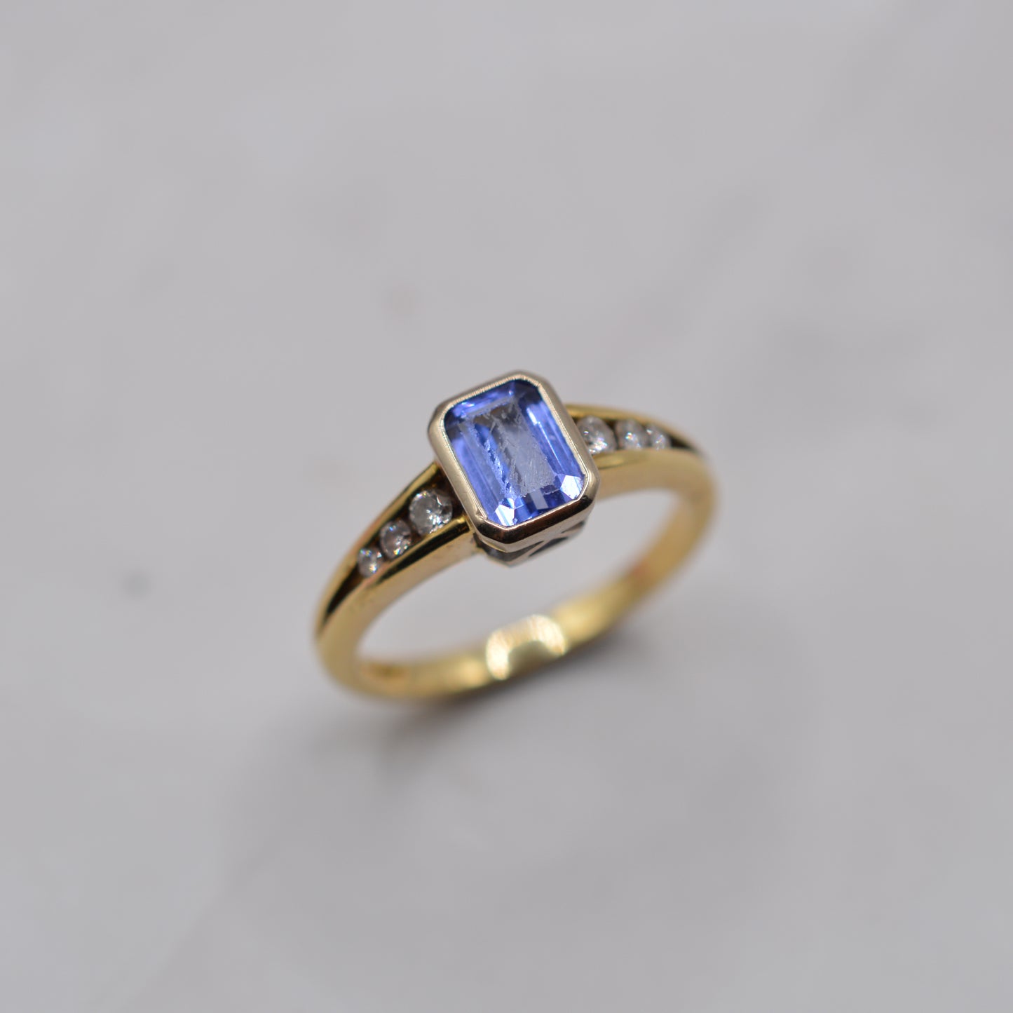 Y2K 18ct Gold Tanzanite & Diamond Ring, Bezel & Channel Set