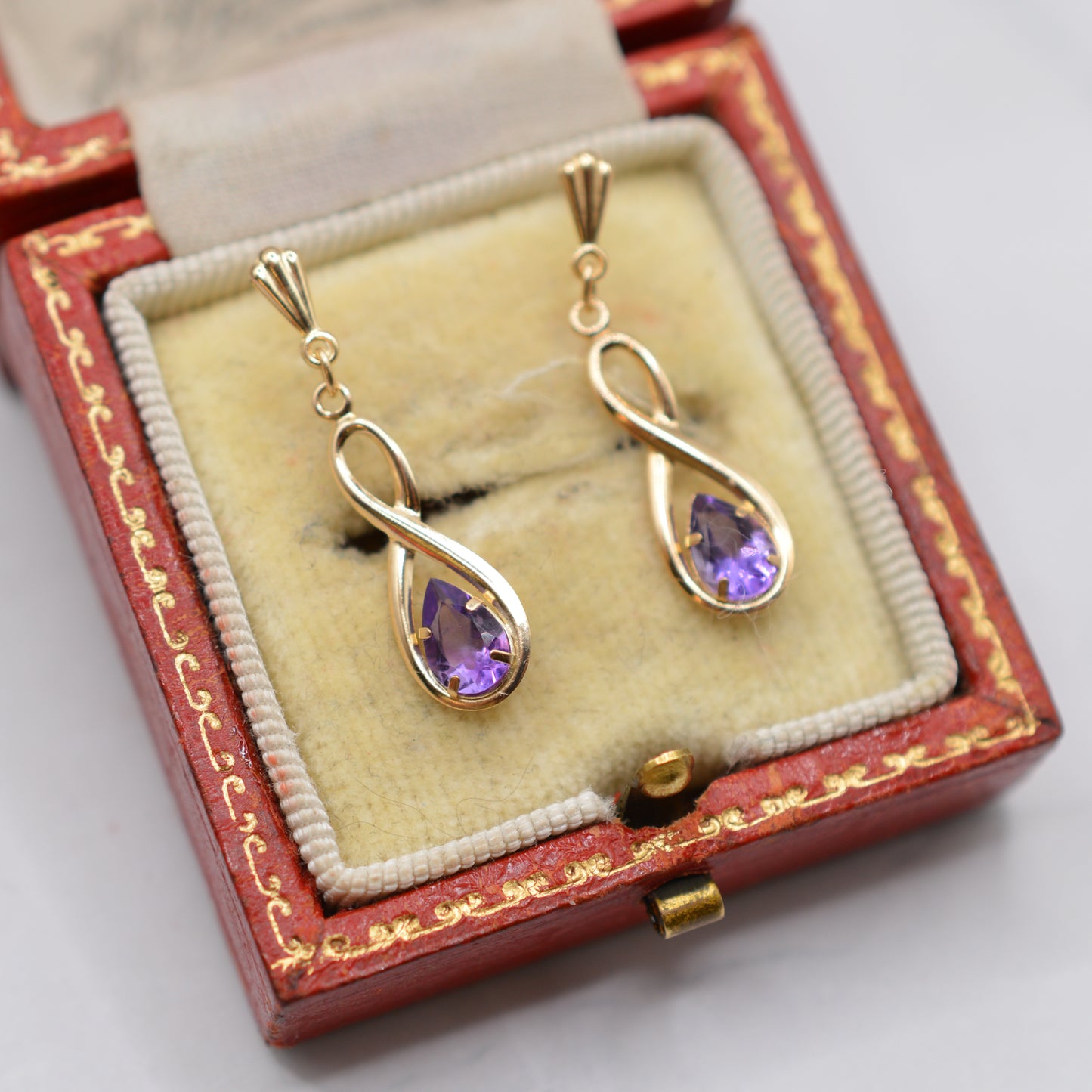 9ct Gold Amethyst Drop Earrings