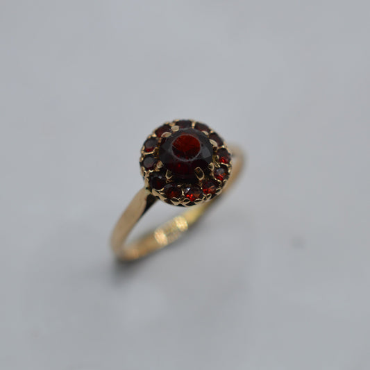 1960s Vintage 9ct Gold Garnet Cluster Ring