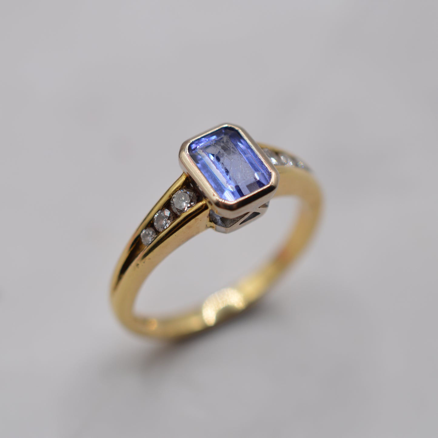 Y2K 18ct Gold Tanzanite & Diamond Ring, Bezel & Channel Set