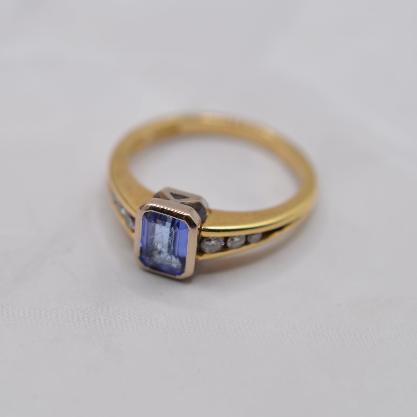 Y2K 18ct Gold Tanzanite & Diamond Ring, Bezel & Channel Set