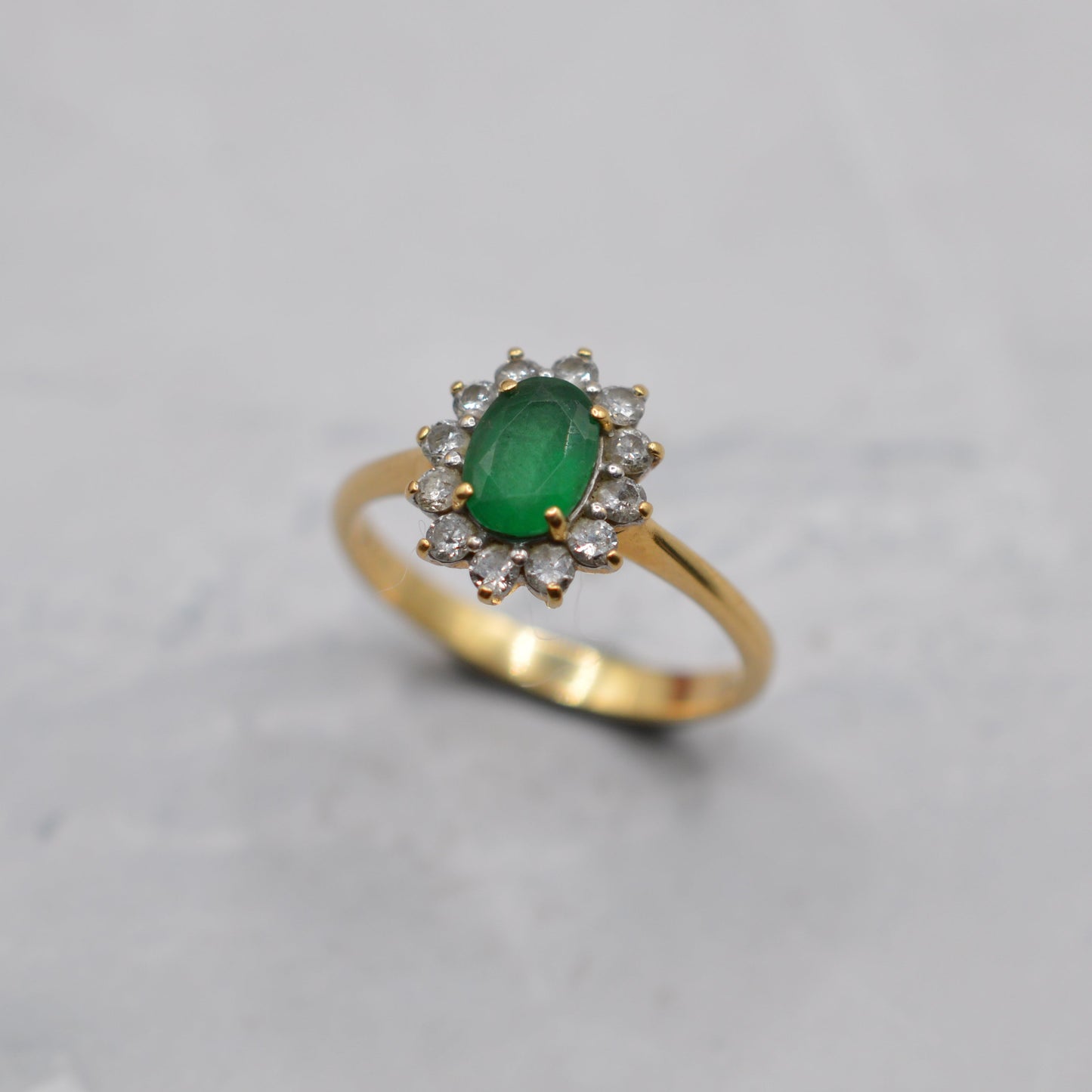 18ct Gold Emerald & Diamond Cluster Ring