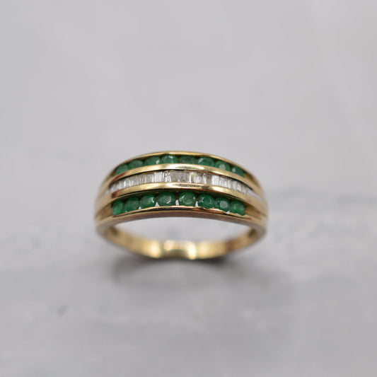 Y2K Chunky 9ct Gold Emerald & Diamond Ring