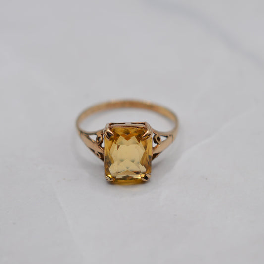 1961 Vintage 9ct Gold Citrine Solitaire Ring