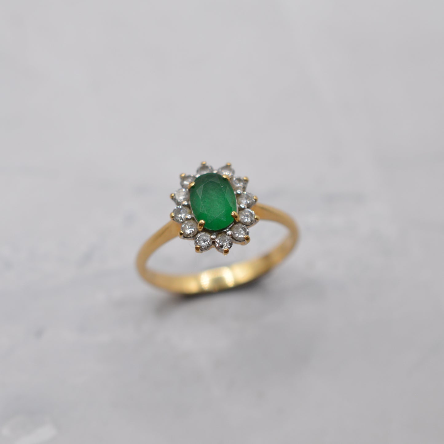 18ct Gold Emerald & Diamond Cluster Ring