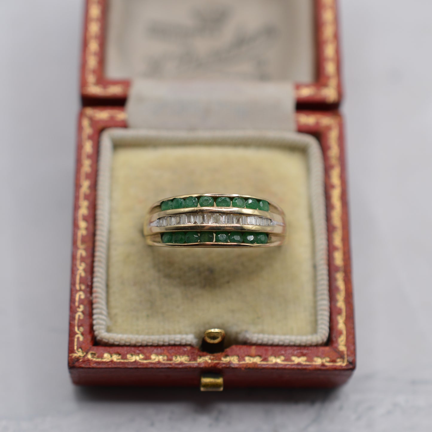 Y2K Chunky 9ct Gold Emerald & Diamond Ring
